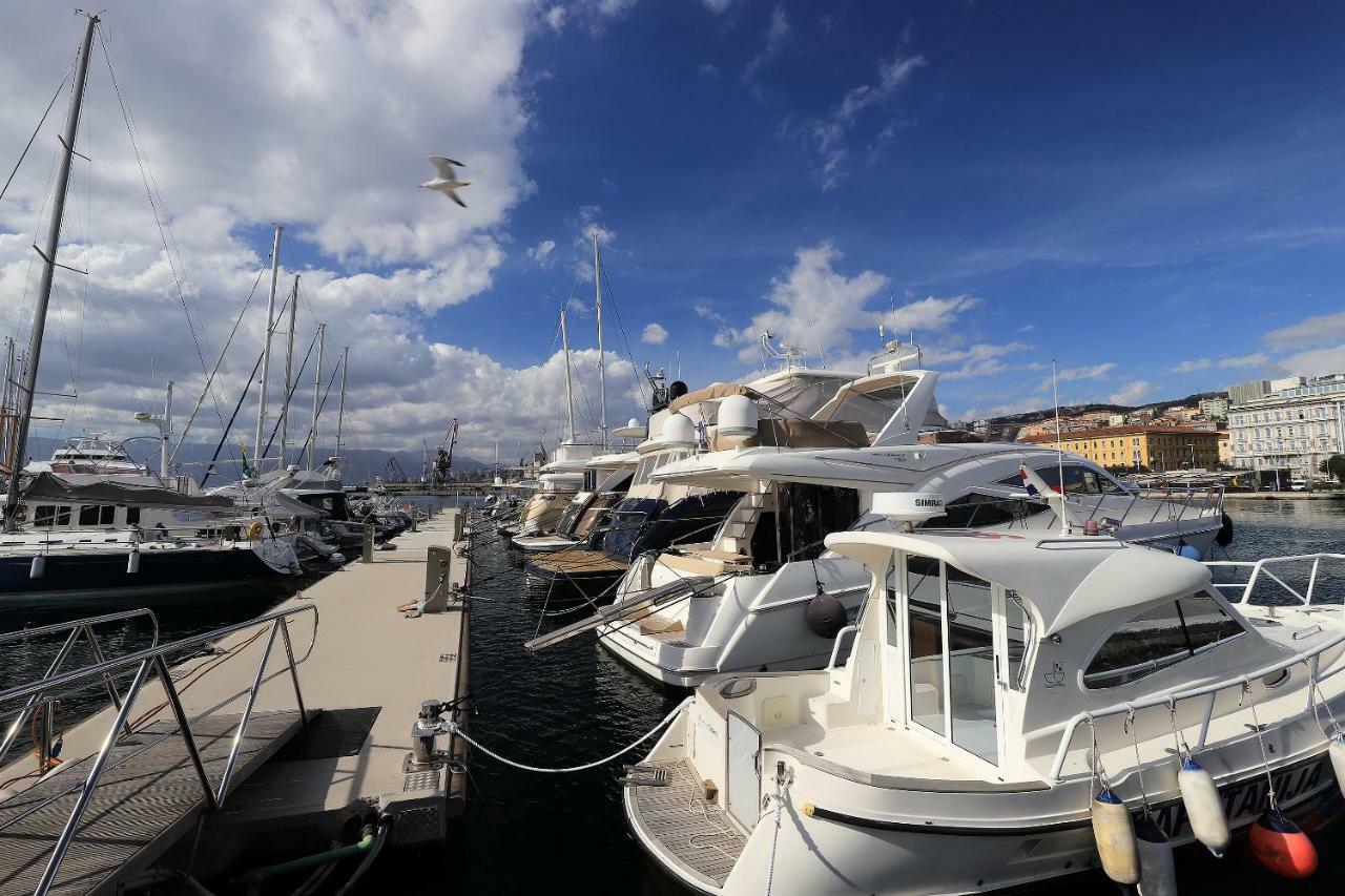 Nelly Apartment Rijeka Eksteriør bilde